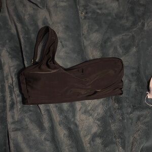 Asymmetric One-Shoulder Bikini Top in Black
